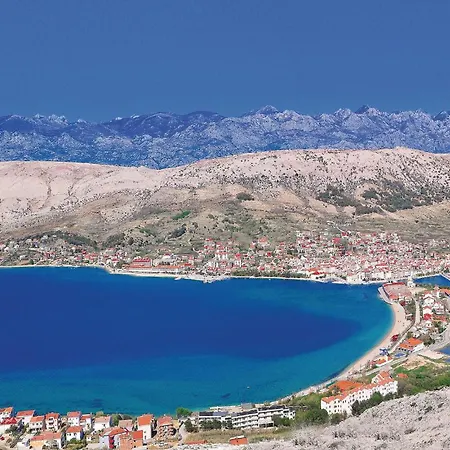 1 Bedroom Lovely In Διαμέρισμα Povljana