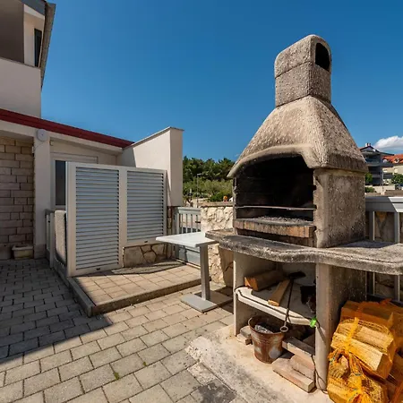 Διαμέρισμα 1 Bedroom Lovely In *